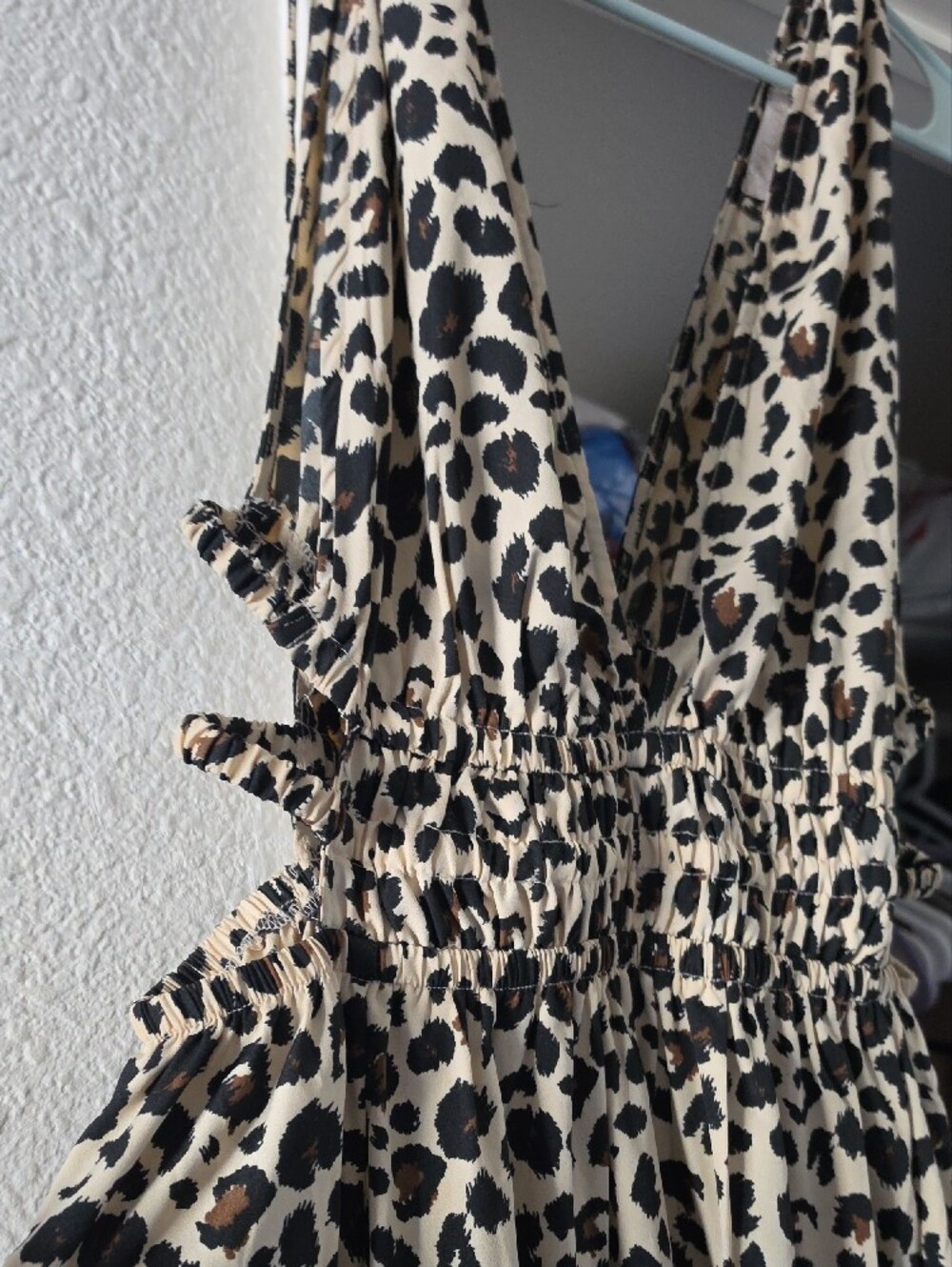 Leopard Print V-Neck Maxi Dress - Beige & Black - Picture 3 of 4